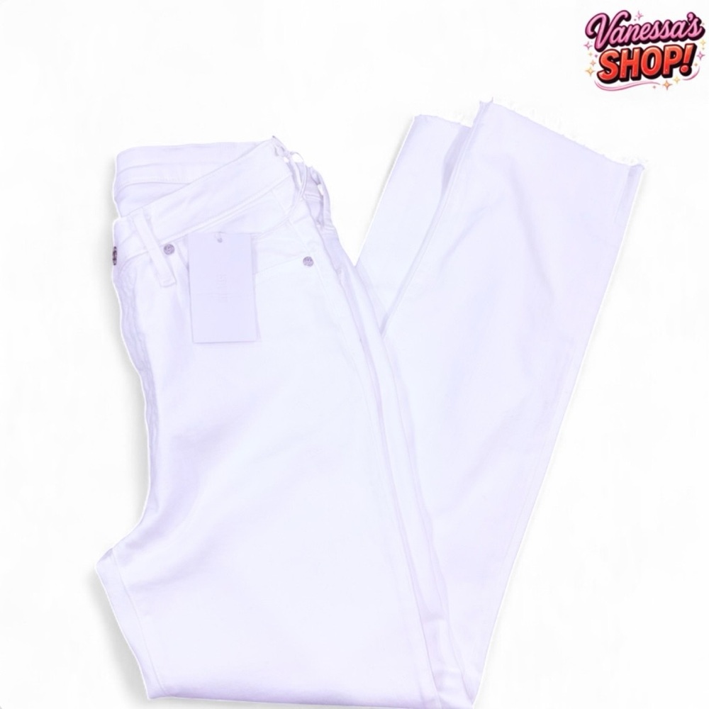 Edwin Women's Straight Leg Jeans in Optic White!